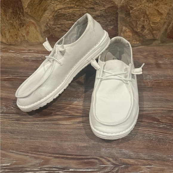 Hey Dude - Wendy White Chambray - Picture 2 of 6